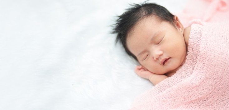 Bayi Baru Lahir Tidur Terus, Normalkah?