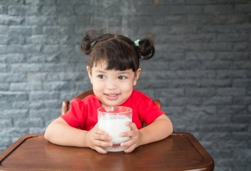 Hal yang Bunda perlu Ketahui Seputar Alergi Susu Sapi