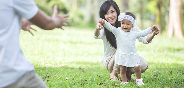 5 Cara Melatih Bayi Berjalan dengan Cepat