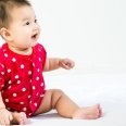Umur Berapa Bayi Bisa Duduk dan Bagaimana Cara Stimulasinya?