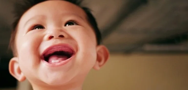 Apakah Normal Bayi 9 Bulan Belum Tumbuh Gigi?