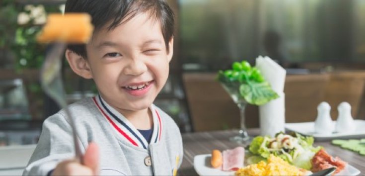 Ide Menu Makan Sehari untuk si Kecil yang Alergi Susu Sapi