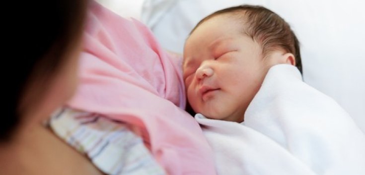 Cara Merawat Bayi Baru Lahir yang Wajib Bunda Ketahui