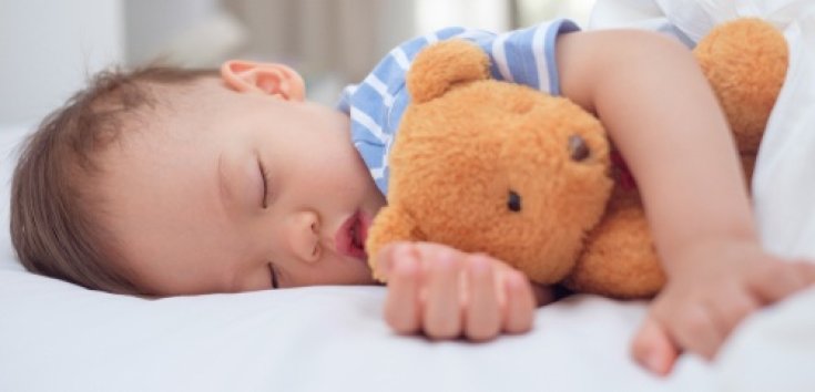 Apa Itu Sleep Regression yang Bisa Terjadi Karena Jam Tidur Anak Berubah?