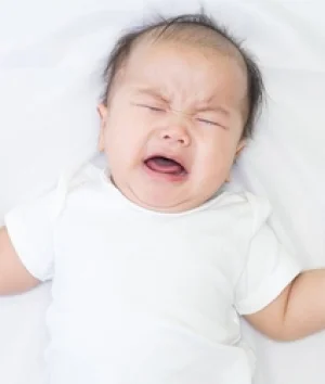 10 Tanda-Tanda Dehidrasi pada Bayi dan Cara Menanganinya