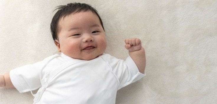 10 Cara Stimulasi Bayi 1 Bulan untuk Tumbuh Kembangnya