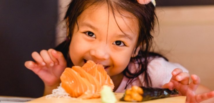 11 Makanan yang Mengandung DHA untuk Optimalkan Otak Anak