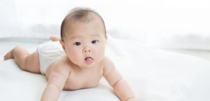 Perkembangan Bayi 3 Bulan dan Cara Stimulasinya